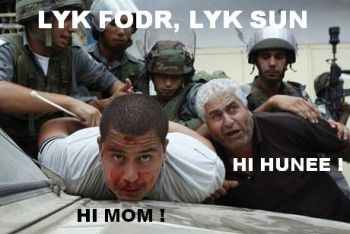 Like father, like son - Hi honey! - Hi mom!